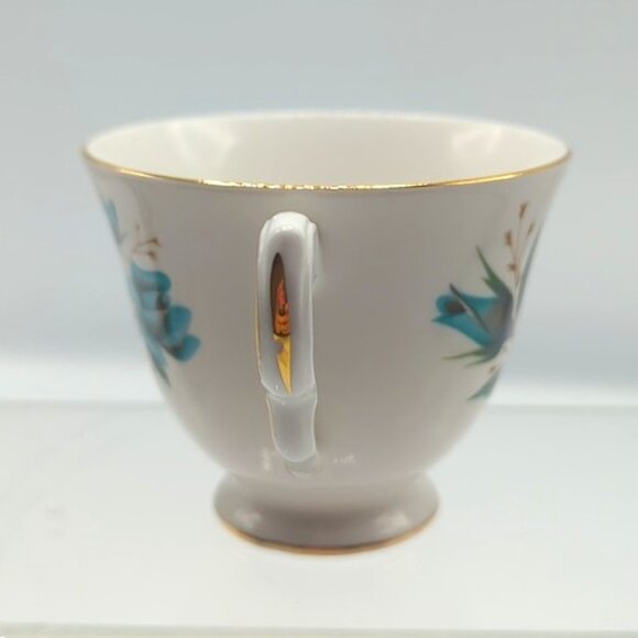 Royal Vale Teacup & Saucer Fine Bone China Made in England Floral Gold Trim - Picture 4 of 8